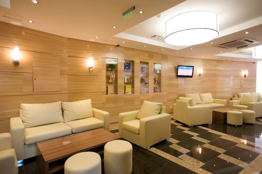 Briz Beach Apartments Slăntjev Brjag Exteriör bild