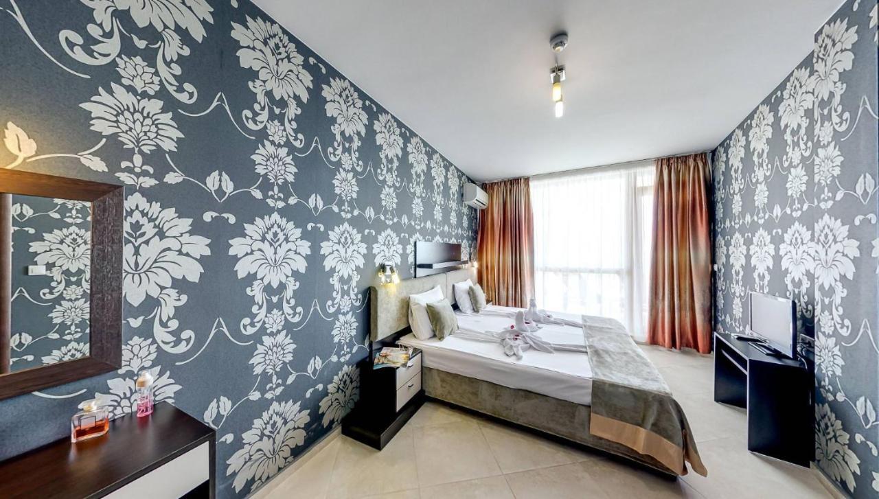 Briz Beach Apartments Slăntjev Brjag Exteriör bild