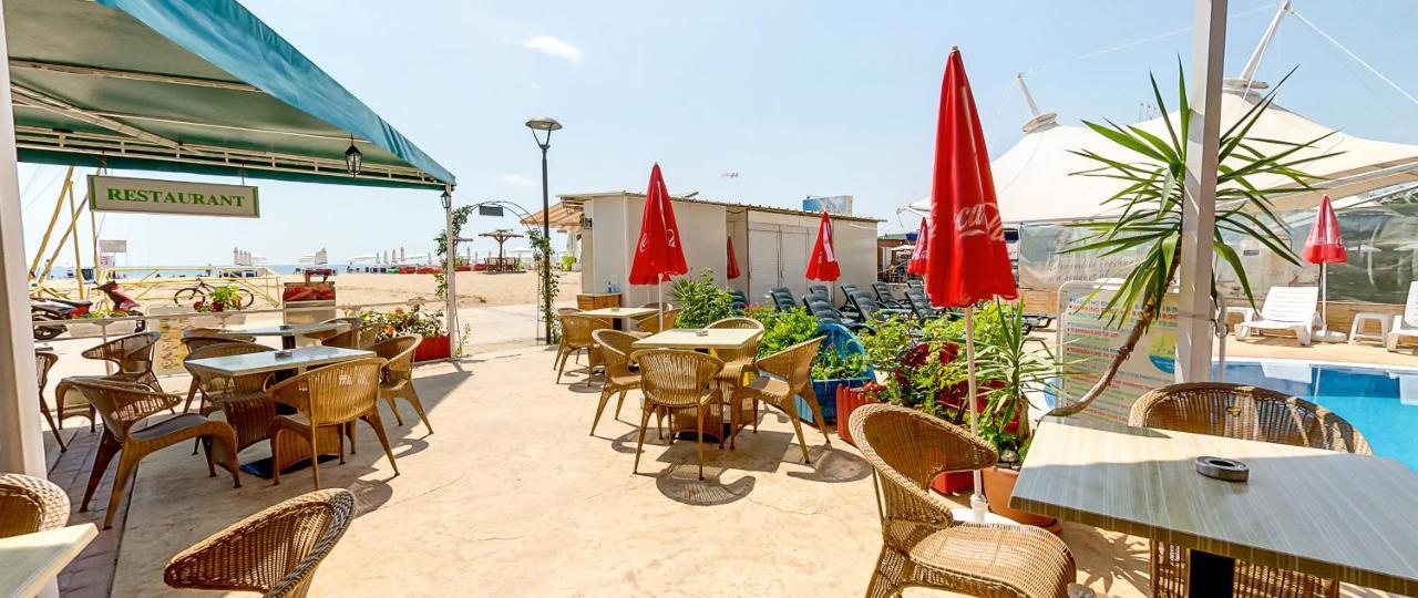 Briz Beach Apartments Slăntjev Brjag Exteriör bild