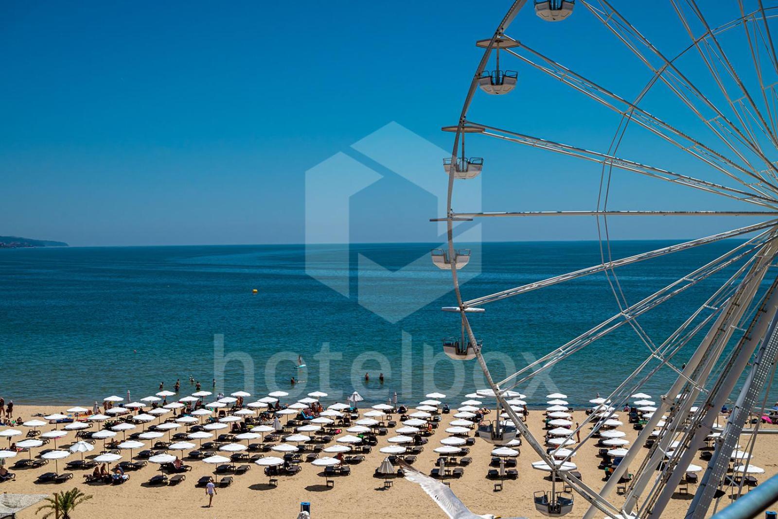 Briz Beach Apartments Slăntjev Brjag Exteriör bild