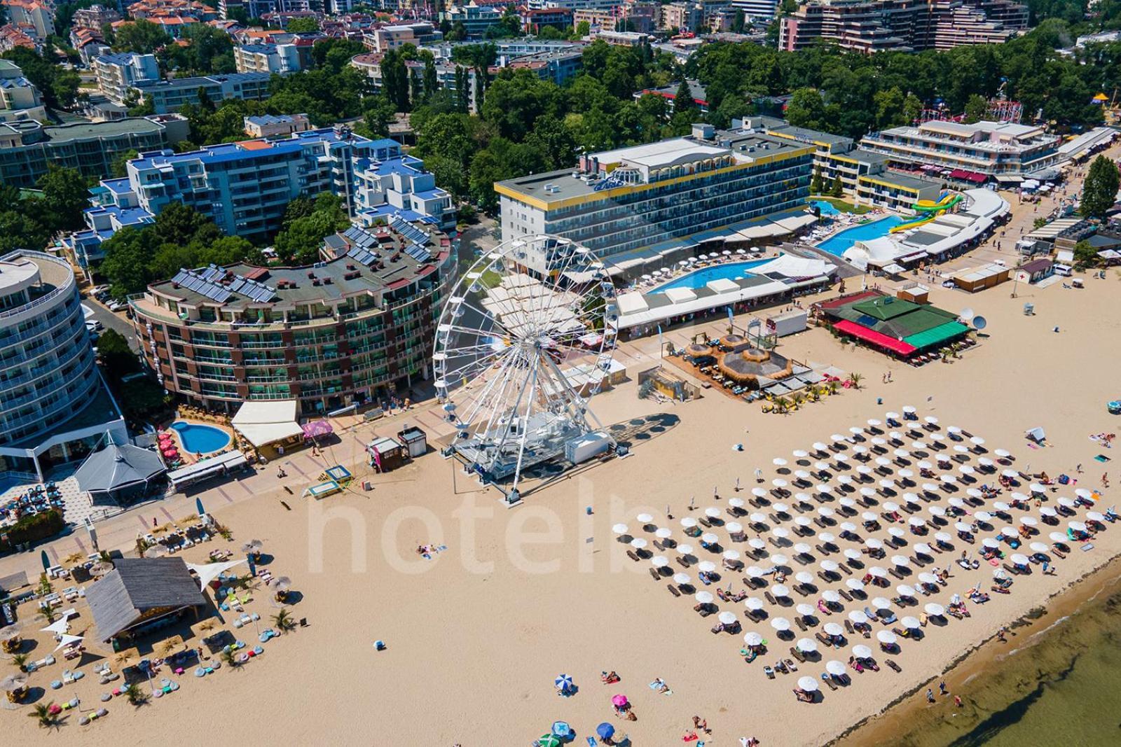 Briz Beach Apartments Slăntjev Brjag Exteriör bild